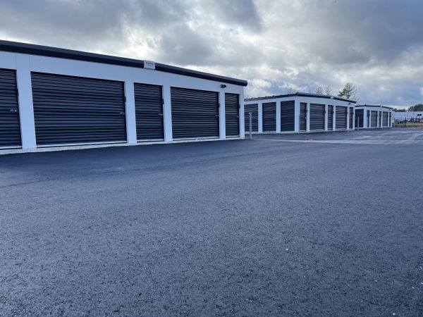 drive-up access self storage units old orchard beach me